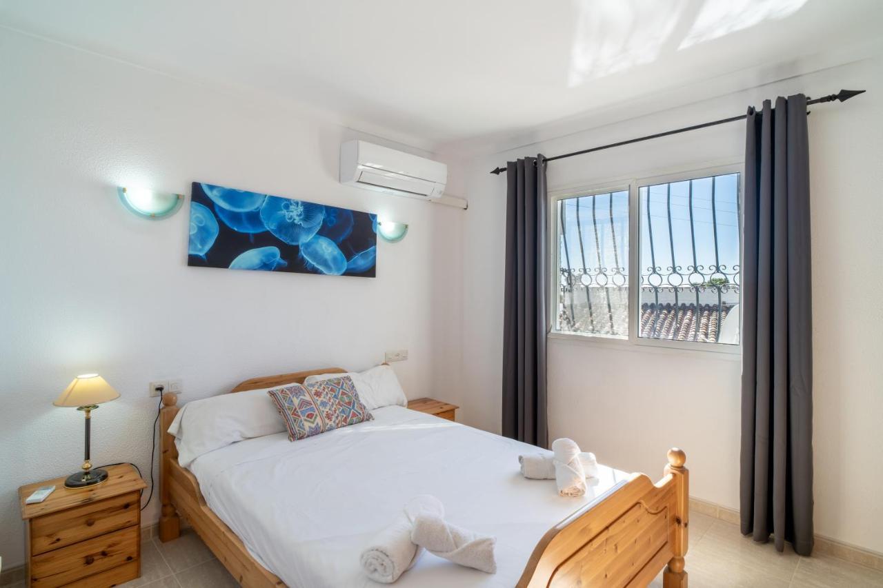 Villa Isabel Private Pool Casasol 内尔哈 外观 照片