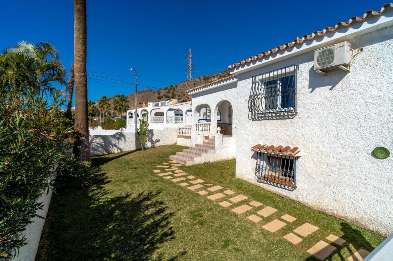 Villa Isabel Private Pool Casasol 内尔哈 外观 照片