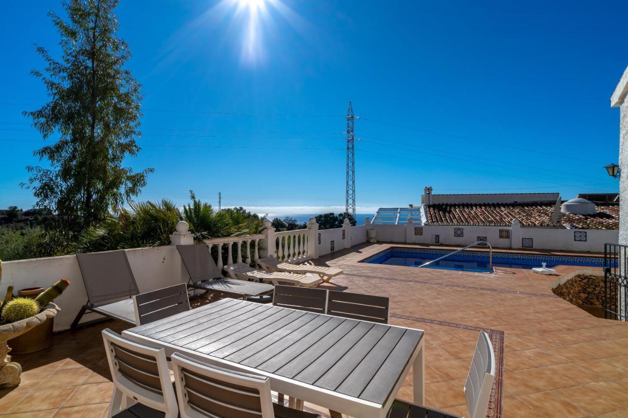 Villa Isabel Private Pool Casasol 内尔哈 外观 照片