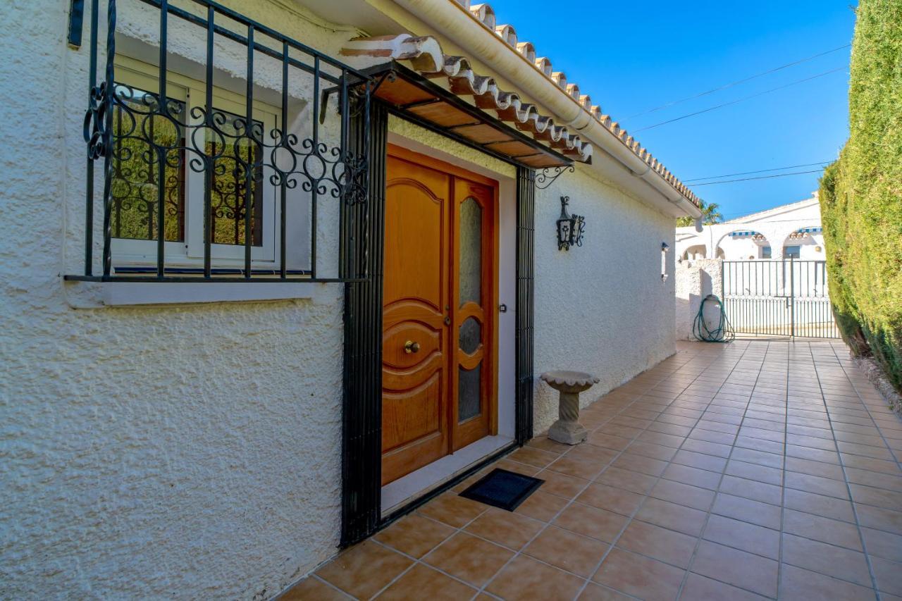Villa Isabel Private Pool Casasol 内尔哈 外观 照片