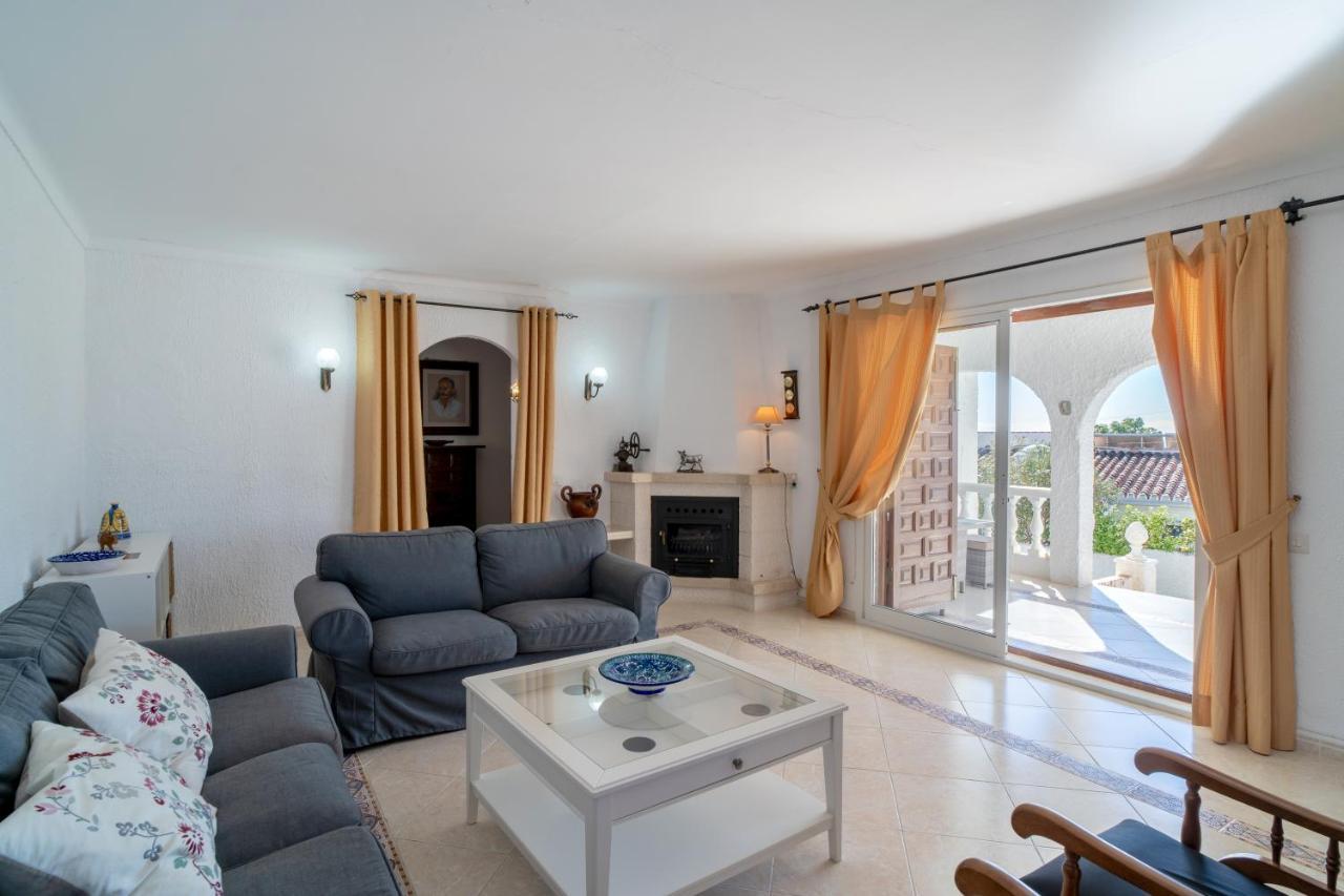 Villa Isabel Private Pool Casasol 内尔哈 外观 照片